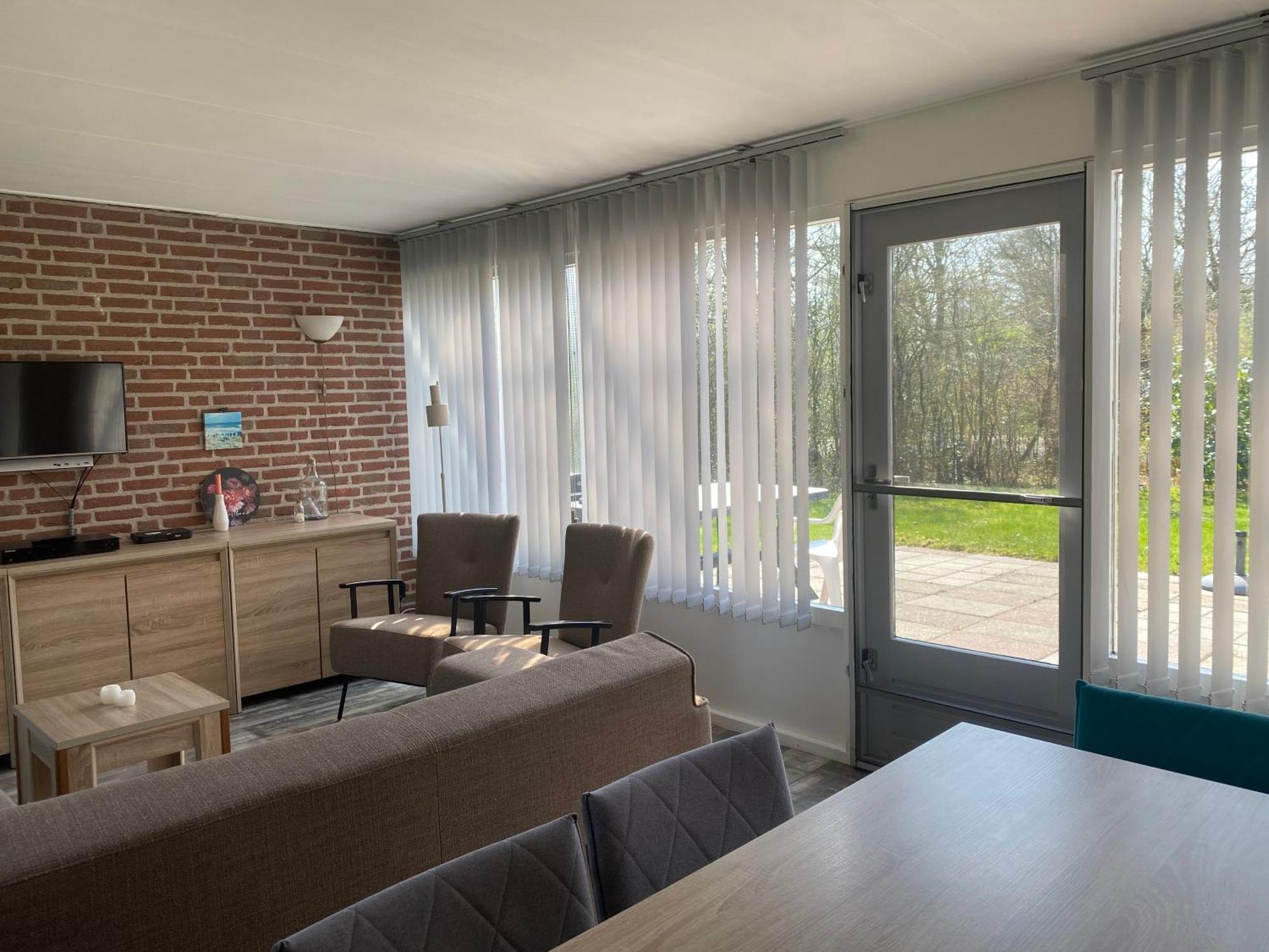 Meno Mosso Villa Sint Maartensvlotbrug Exterior photo